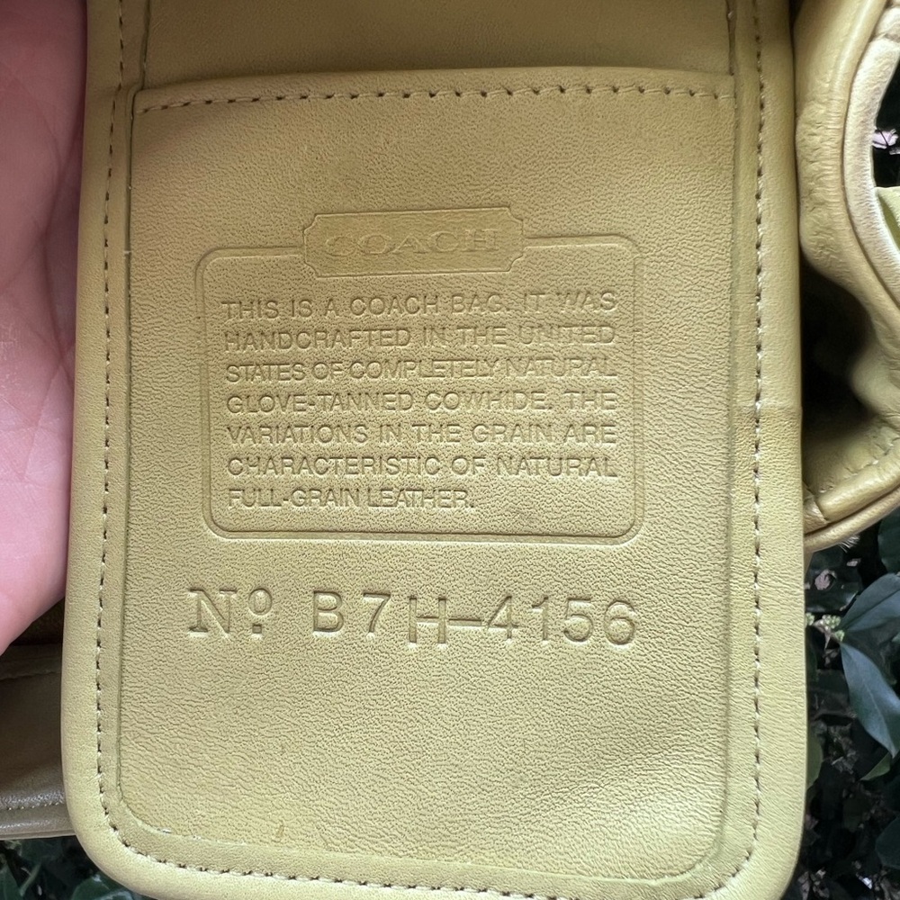 COACH Vintage Belted Soho pouch in leaf (lime green) Leather Bucket Bag - Picture 9 of 13